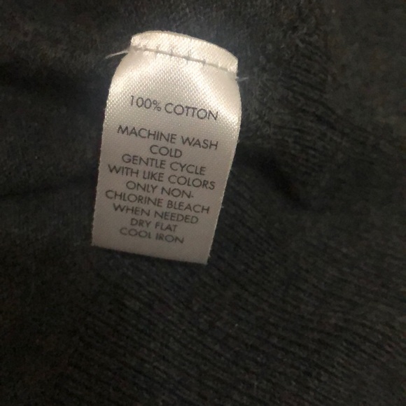 Calvin Klein Sweater - Picture 8 of 8